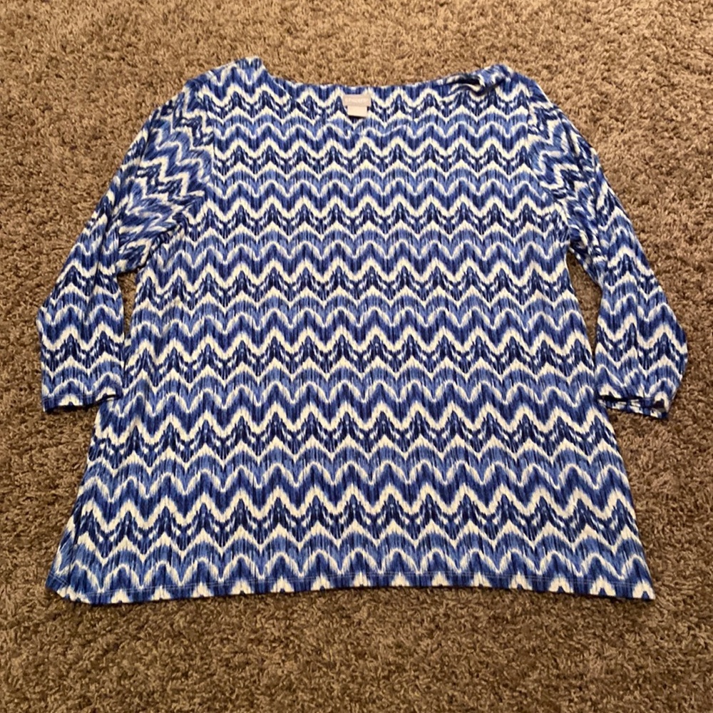 size 3 chicos blue and white mid sleeve shirt